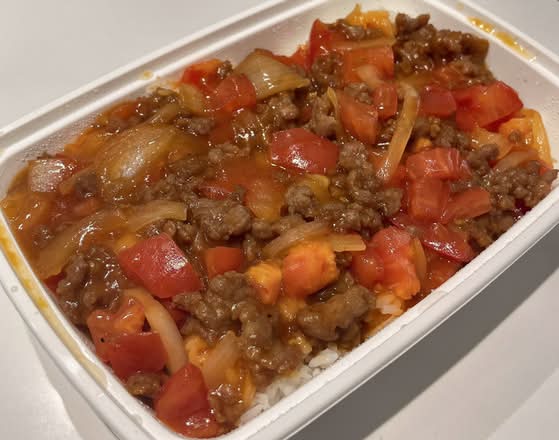 Minced Beef with Tomato Sauce on Rice (蕃茄免治牛肉飯)